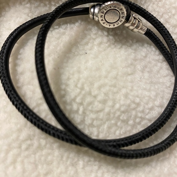 Pandora Double Leather Bracelet - Picture 3 of 4